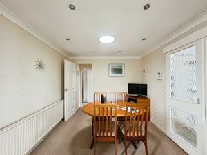 Photo 17- click for photo gallery